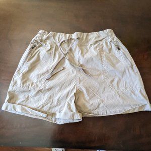Eddie Bauer zipper pocket shorts